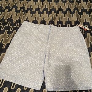 NWT - Vineyard Vines Short 36W
